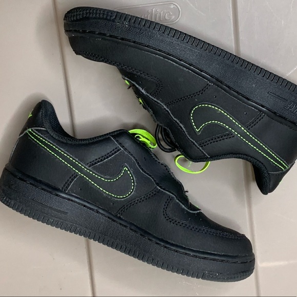 Nike Air Force 1 Toggle - Picture 12 of 16
